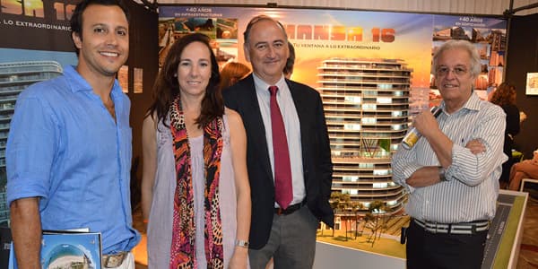 Fabián Melo Bertoni, Angelina y Eduardo Montalbán, desarrollistas de Mansa 16, y su arquitecto, Iván Arcos