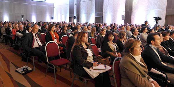 Salon principal donde se llevó a cabo las conferencias de desarrollos e inversiones inmobiliarias