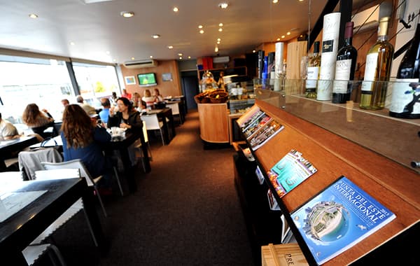 Punta del Este Internacional en los café