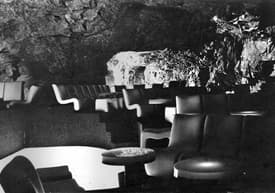 Interior de la boite de las Grutas