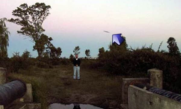 Objeto Volador No Identificado, en la Estación Margat, Canelones, el 23 de diciembre de 2003