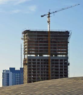 En todo la ciudad de Punta del Este pueden observarse las edificaciones en construcción