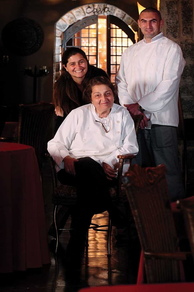 Florencia Alegresa, Gustavo Viera, Isabel P. de Alegresa,  responsables de El Floreal.