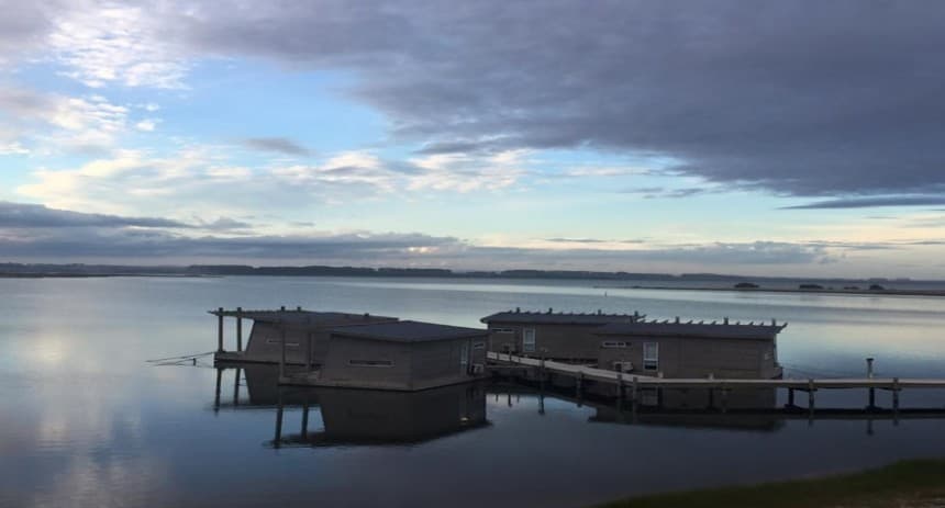 Suites flotantes construidas con materiales ecológicos