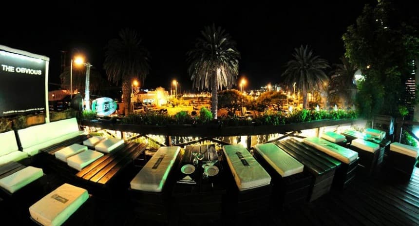 La terraza de Moby Dick, un clásico de la noche puntaesteña