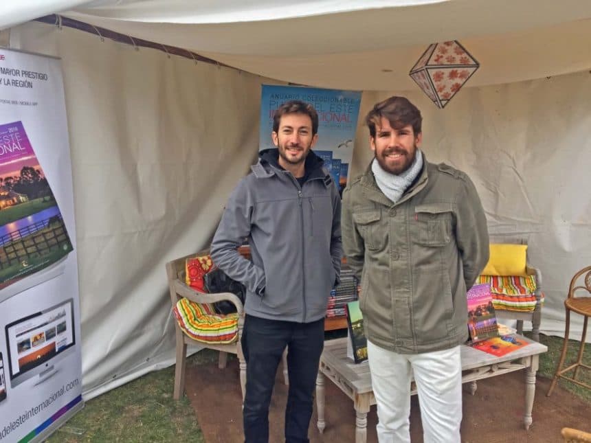 Agustín Nicoletti, editor de la revista Home Mallorca y Nicolás  Tarallo, director de Punta del Este Internacional y editor de la revista Home Mallorca.