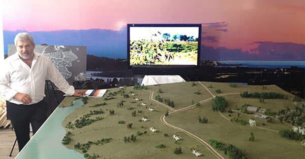 Félix Abánades presentó el proyecto Selenza Laguna del Sauce