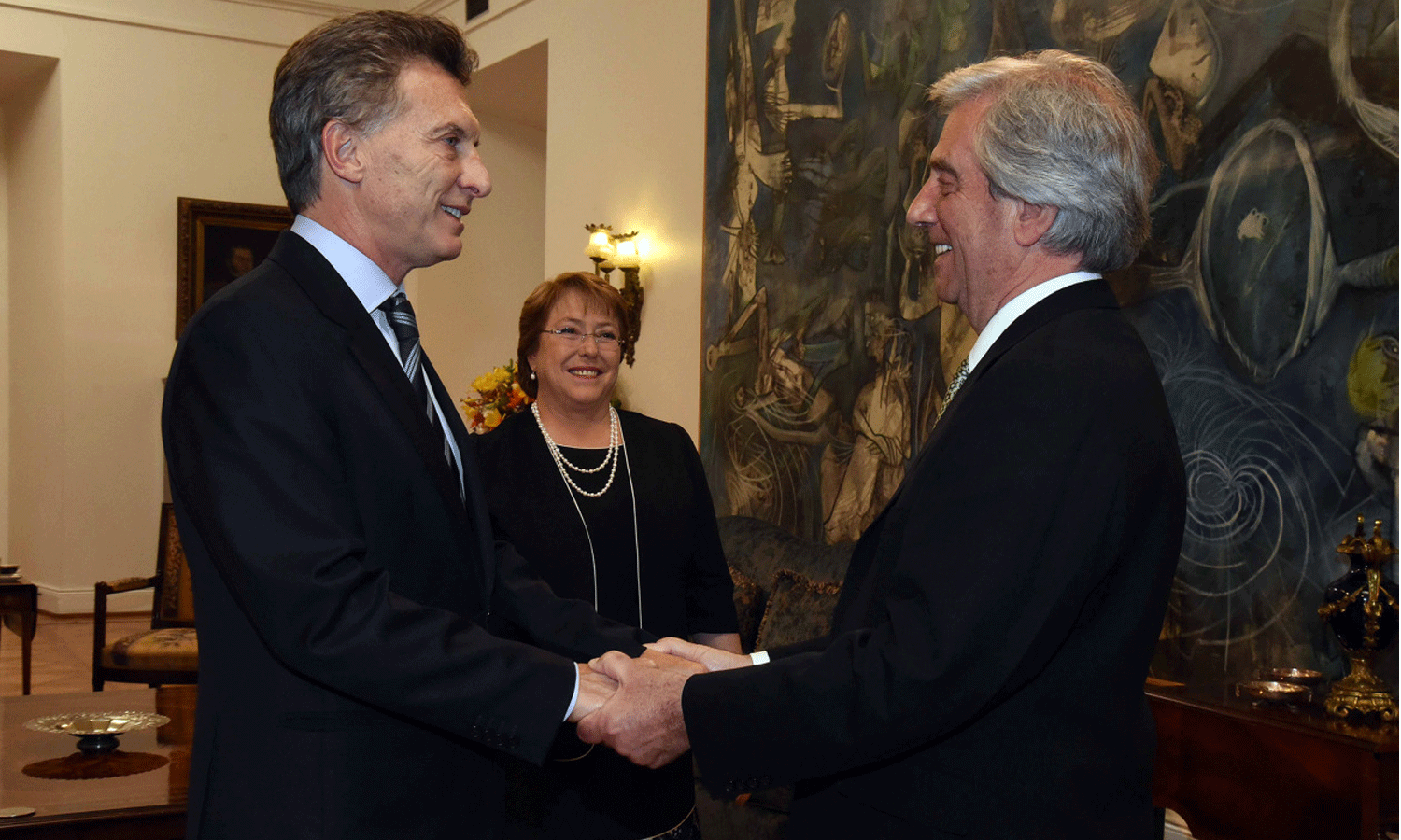 Tabaré Vázquez almorzó con Mauricio Macri en Colonia