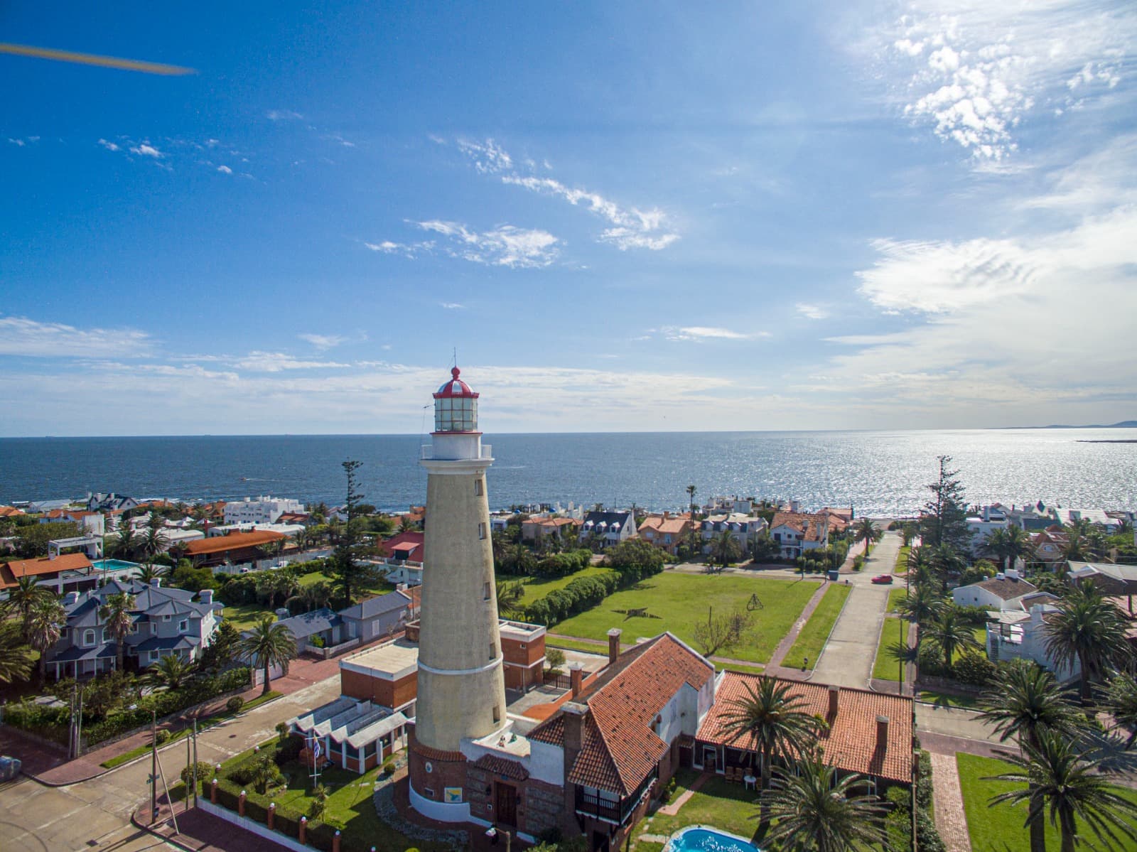 Xenia, servicios de valor calificado