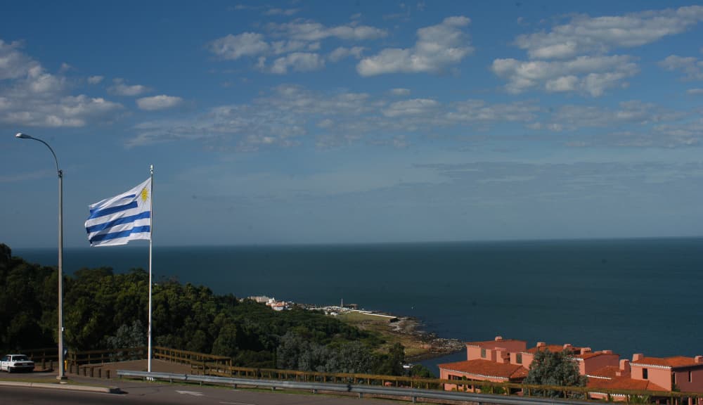El mapa oculto del mar – Alfredo Etchegaray